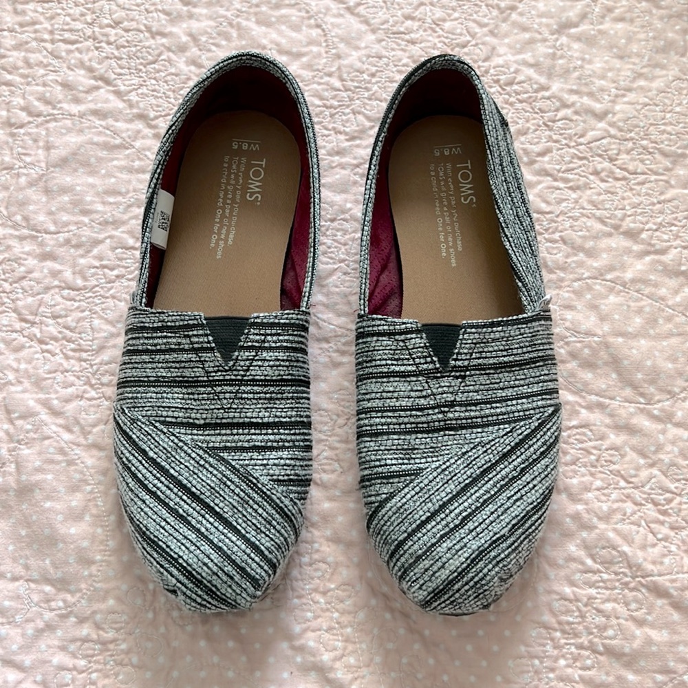 Toms Alpargatas, Black and White, Size 8.5